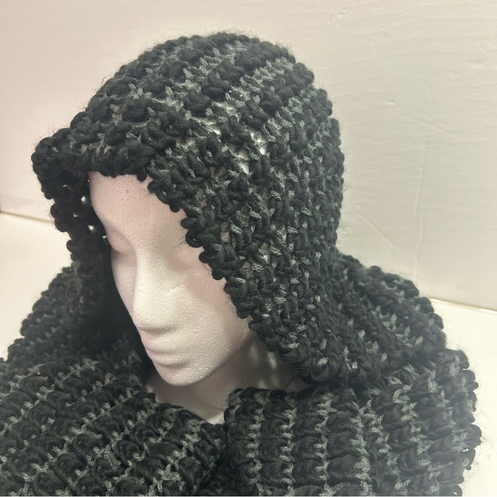 Chunky Knit Hooded Women’s Scarf - Black and Gray handcrafted by Top Headwear